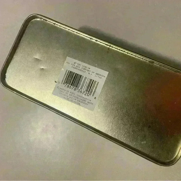 Vintage Hershey syrup tin - Picture 6 of 7